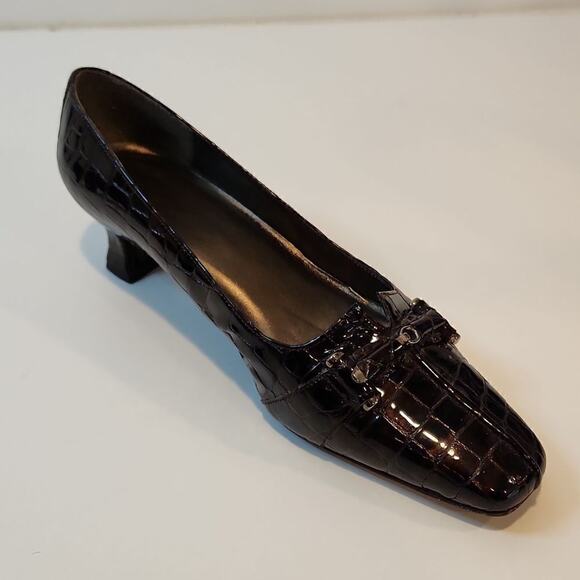 Stuart Weitzman Leather Pumps Platform Mini Heels Shoes Women's Size 7M EUC NICE - Picture 9 of 14